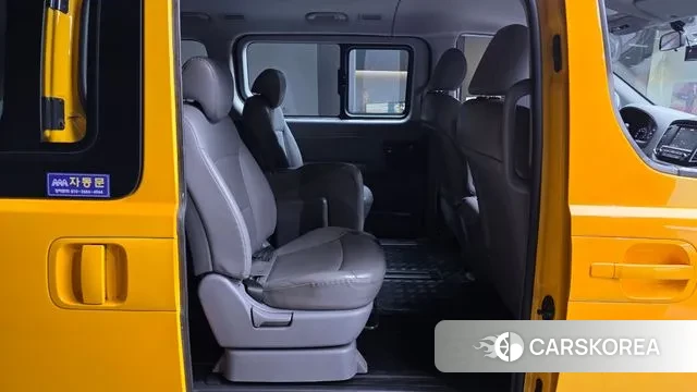 Hyundai The New Grand Starex 2018 Желтый из Кореи, фото 3