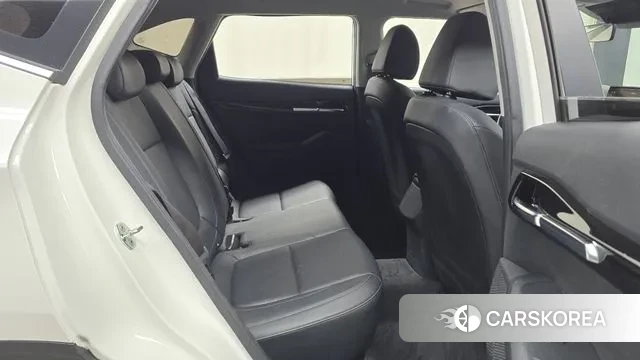 Kia Seltos 2022 Белый из Кореи, фото 3