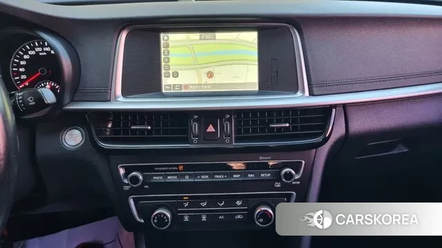 Kia The New K5 2nd generation 2018 Белый из Кореи, фото 3