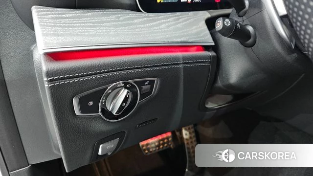 Mercedes-Benz AMG GT 2022 Белый из Кореи, фото 3