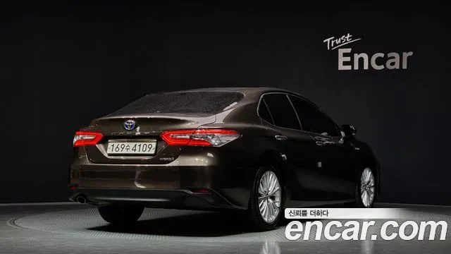 Toyota Camry (XV70) 2019 Коричневый из Кореи, фото 3