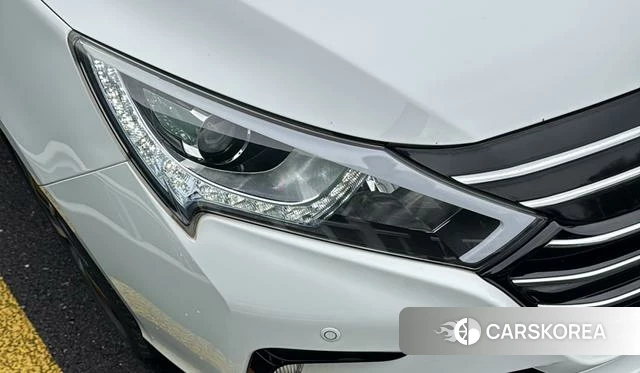 BYD Qin Yu 2018 Белый из Китая, фото 3