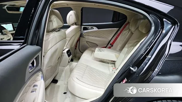 Genesis G70 2019 Черный из Кореи, фото 3