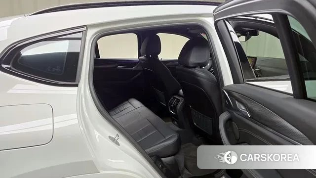 BMW X4 (G02) id 3036884 из Кореи 3