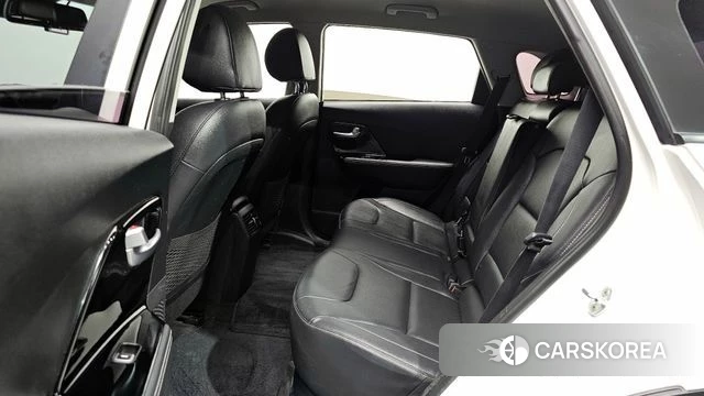 Kia Niro EV 2021 Белый из Кореи, фото 3