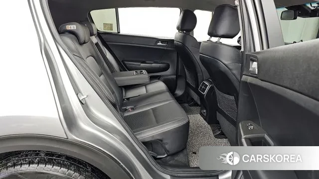 Kia Sportage The Bold 2019 Серебристо-серый из Кореи, фото 3