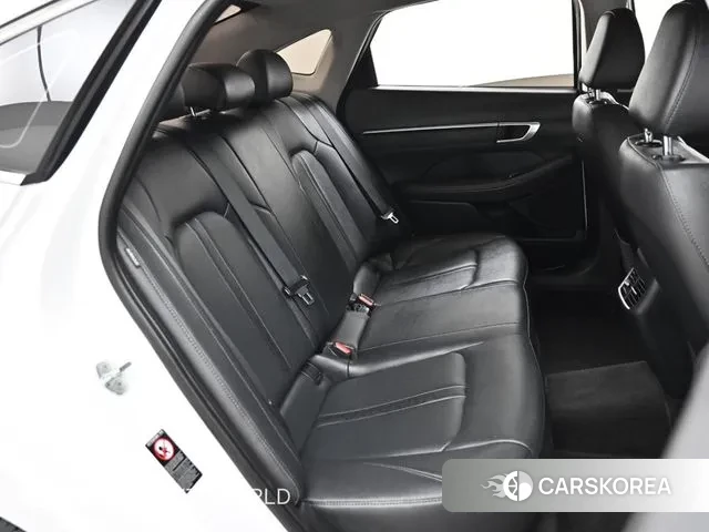 Hyundai Sonata (DN8) 2022 Белый из Кореи, фото 3