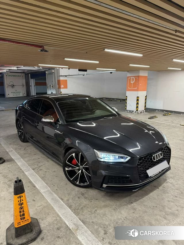 Audi A5 2019 Темно-серый из Китая, фото 3
