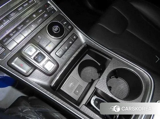 Hyundai The New Santa Fe 2022 Серебристо-серый из Кореи, фото 3