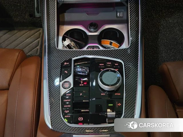 BMW X7 (G07) 2024 Белый из Кореи, фото 3