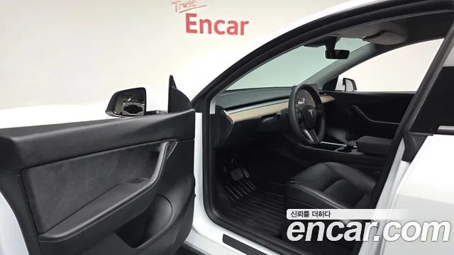 Tesla Model Y 2021 Белый из Кореи, фото 3