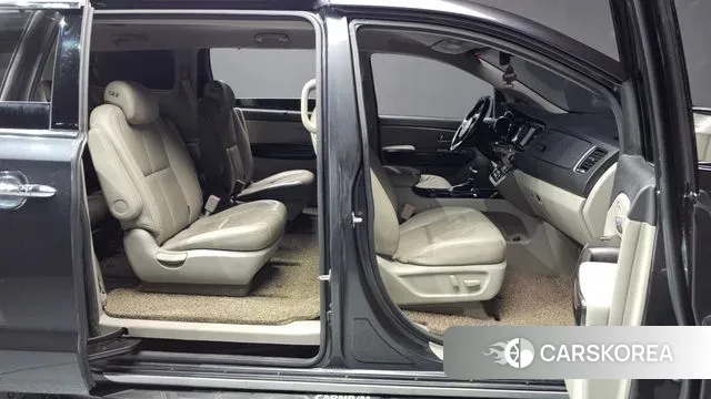 Kia The New Carnival 2018 Серый из Кореи, фото 3