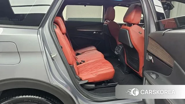 Peugeot 5008 second generation 2024 Серый из Кореи, фото 3