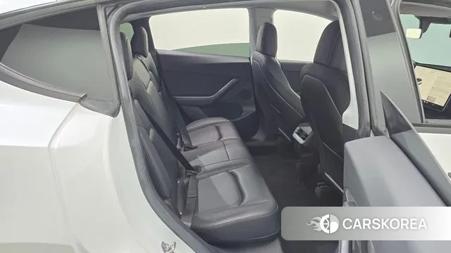 Tesla Model Y 2021 Белый из Кореи, фото 3