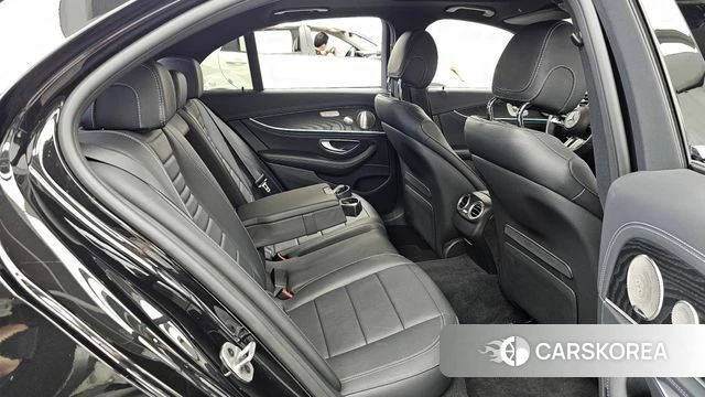 Mercedes-Benz E-Class W213 2022 Черный из Кореи, фото 3