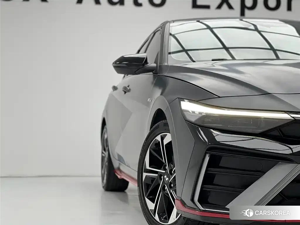 Hyundai Elantra 2024 Silver/gray из Китая, фото 3