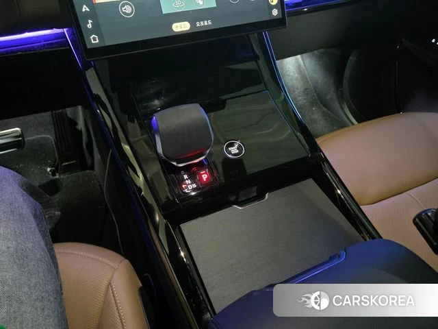 Land Rover Range Rover Sport 3rd Generation 2025 Черный из Кореи, фото 3