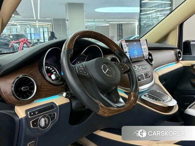 Card rise V-Class 2022 Черный из Китая, фото 3