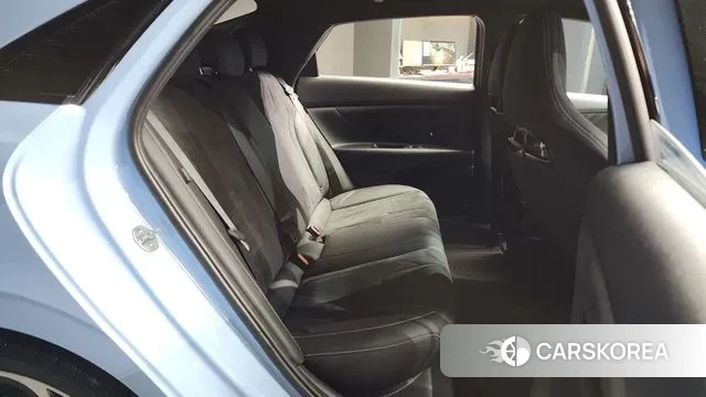 Hyundai The New Avante (CN7) 2024 Синий из Кореи, фото 3