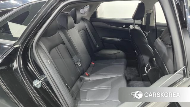 Kia K5 3rd generation 2023 Черный из Кореи, фото 3