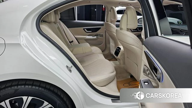 Mercedes-Benz E-Class W214 2025 Белый из Кореи, фото 3