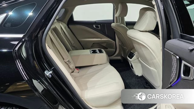 Kia The New K8 Hybrid 2025 Черный из Кореи, фото 3