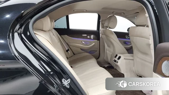 Mercedes-Benz E-Class W213 2020 Черный из Кореи, фото 3