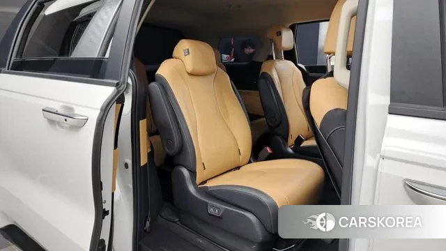 Kia Carnival 4th generation 2022 Белый из Кореи, фото 3