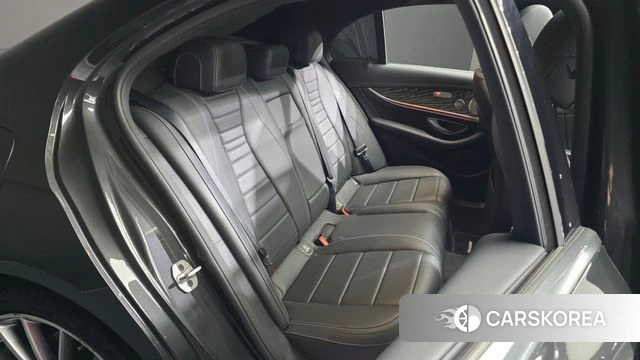 Mercedes-Benz E-Class W213 2021 Серый из Кореи, фото 3