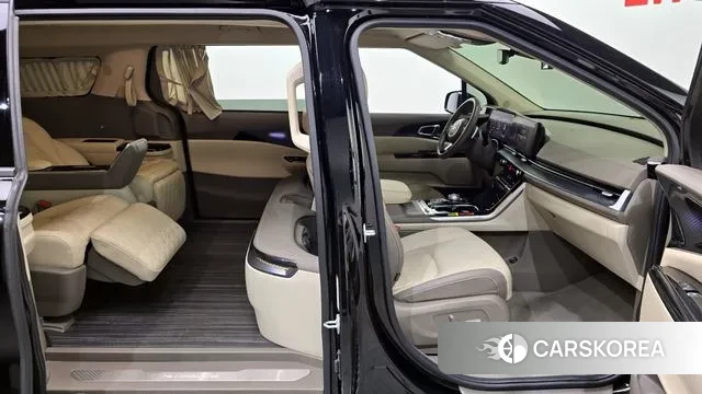 Kia Carnival 4th generation 2023 Черный из Кореи, фото 3