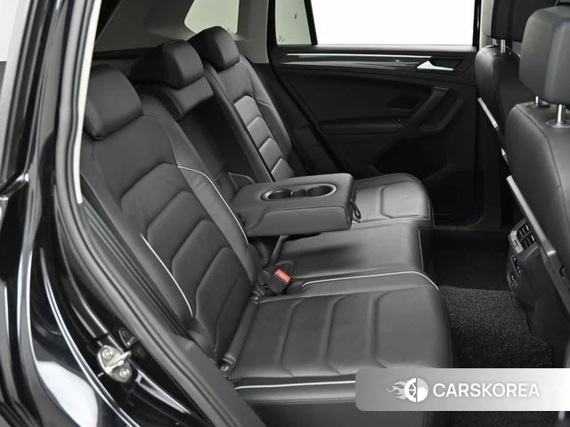 Volkswagen Tiguan second Generation 2020 Черный из Кореи, фото 3