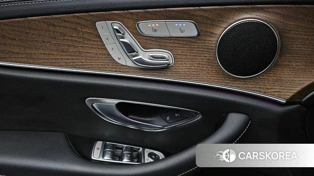 Mercedes-Benz E-Class W213 2022 Черный из Кореи, фото 3