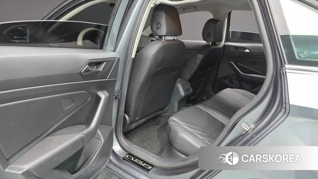 Volkswagen 7th Generation of Jetta 2021 Серый из Кореи, фото 3