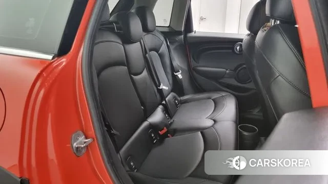 Mini Cooper 2019 Красный из Кореи, фото 3