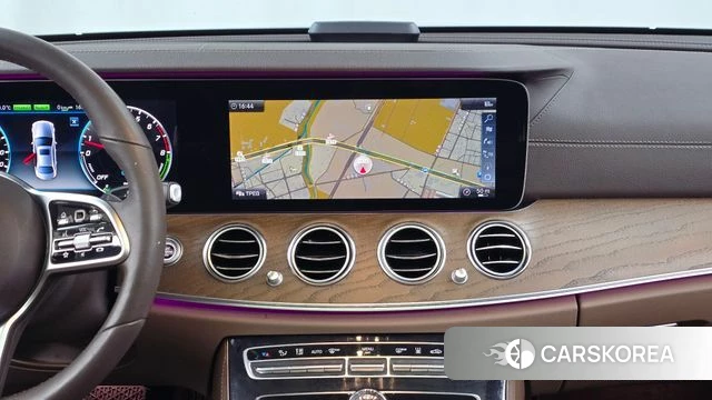 Mercedes-Benz E-Class W213 2019 Серый из Кореи, фото 3