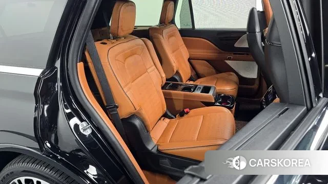 Lincoln Aviator 2nd generation 2024 Черный из Кореи, фото 3