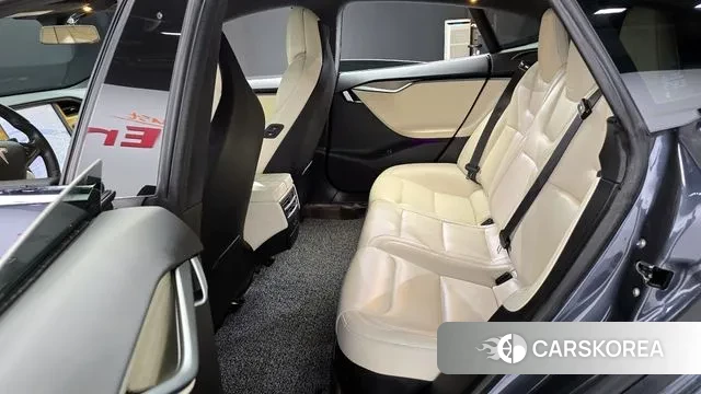 Tesla Model S 2019 Серый из Кореи, фото 3