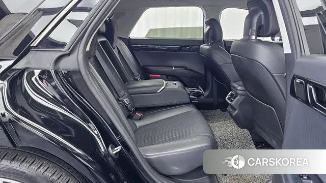 Hyundai Grandeur Hybrid (GN7) 2023 Черный из Кореи, фото 3