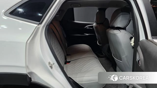 Chevrolet (GM Daewoo) Trax Crossover 2024 Белый из Кореи, фото 3