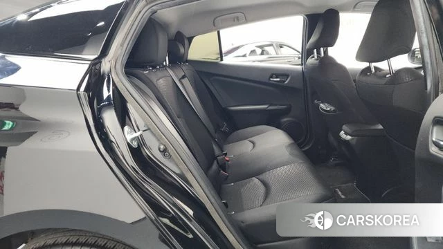 Toyota Prius 4th Generation 2019 Черный из Кореи, фото 3