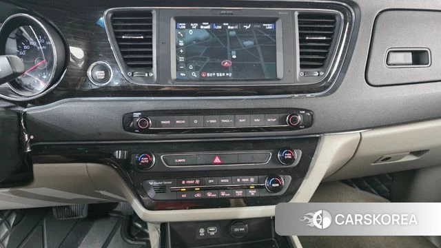 Kia The New Carnival 2018 Черный из Кореи, фото 3
