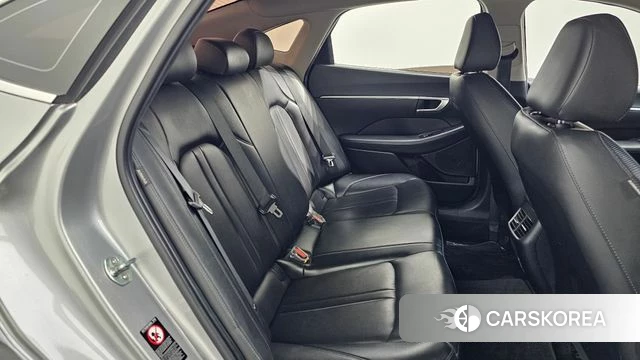 Hyundai Sonata (DN8) 2021 Серебряный из Кореи, фото 3