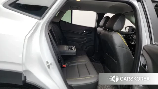 Chevrolet (GM Daewoo) Trax Crossover 2024 Белый из Кореи, фото 3