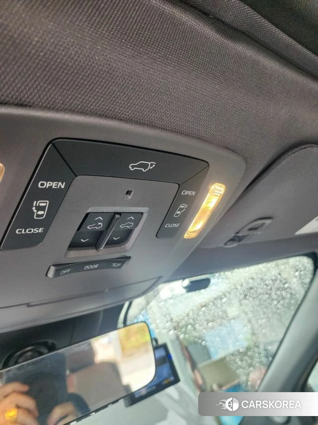 Toyota Sienna 4th Generation 2024 Песочный из Кореи, фото 3