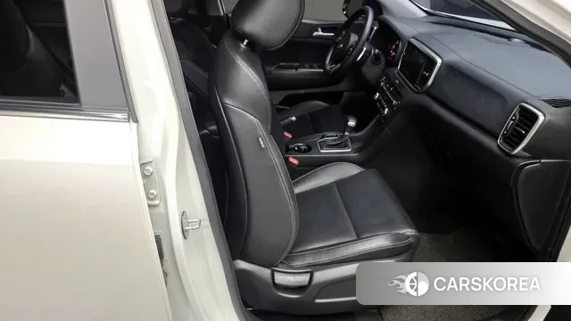 Kia Sportage The Bold 2019 Белый из Кореи, фото 3