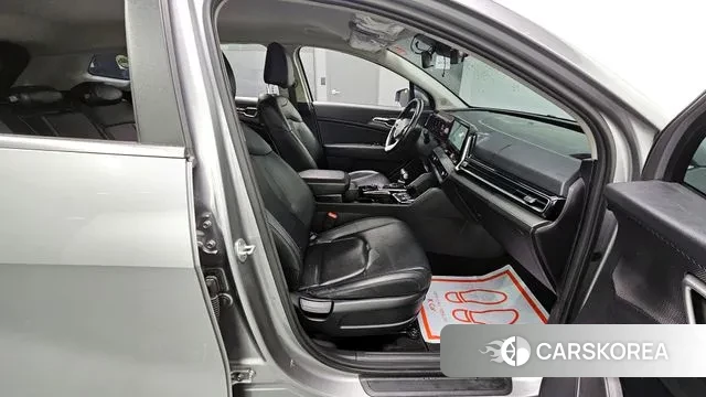 Kia Sportage 5th Generation 2021 Серебряный из Кореи, фото 3
