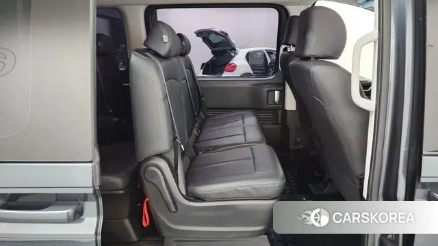 Hyundai Staria 2024 Серый из Кореи, фото 3