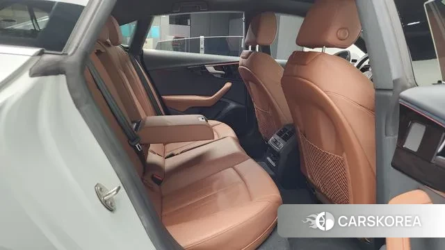 Audi A5 (F5) 2021 Белый из Кореи, фото 3