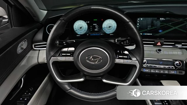 Hyundai Avante (CN7) 2022 Серебристо-серый из Кореи, фото 3