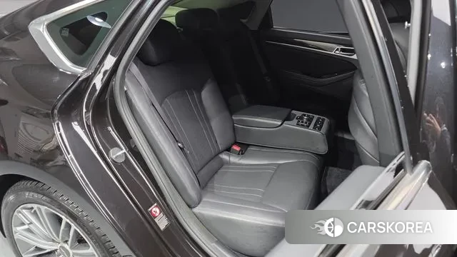 Genesis G80 2018 Черный из Кореи, фото 3